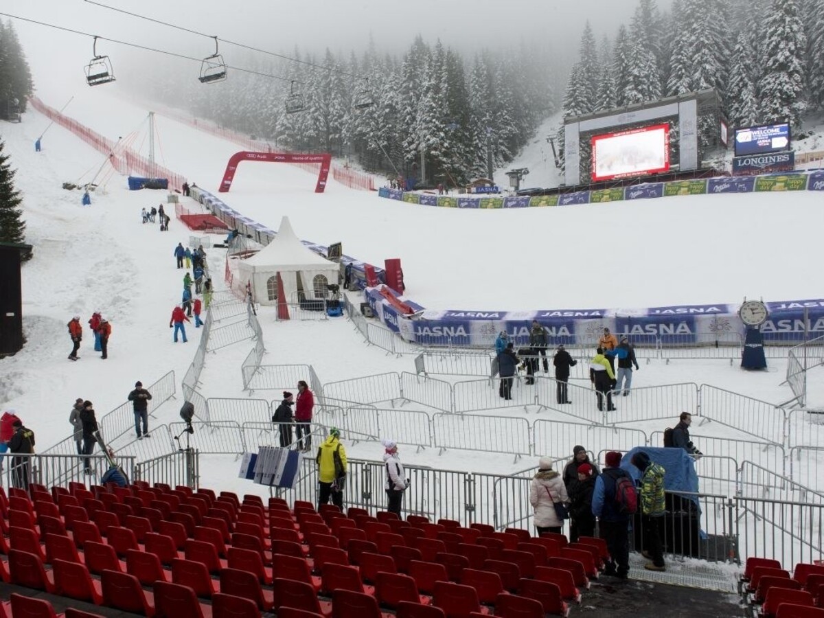 Trofeje pre najlepšie slalomárky v Jasnej navrhol študent, takto vyzerajú