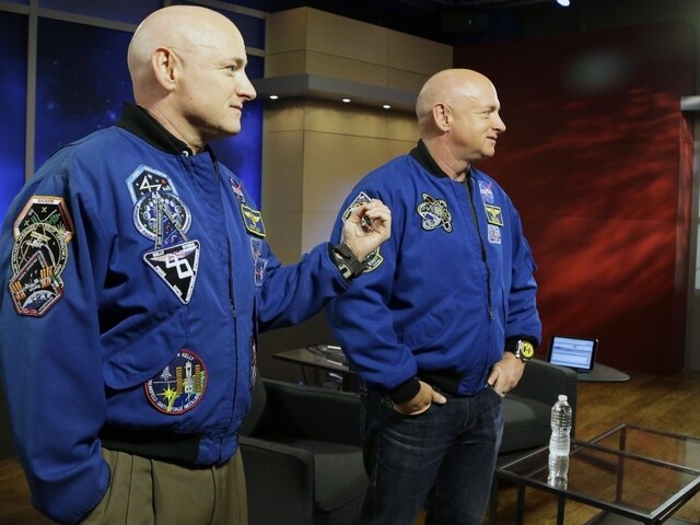 Prejavy dlhého pobytu vo vesmíre skúmajú na americkom astronautovi