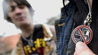 Výsledky volieb vystrašili, aktivisti plánujú antifašistickú mobilizáciu