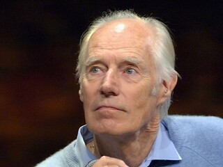 Zomrel "piaty člen" Beatles, producent kapely George Martin