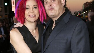 Z autorov Matrixu sú transrodové ženy, Andy sa pridal k bratovi