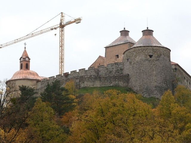 Krásnu Hôrku ani po štyroch rokoch nesprístupnili, opravy pokračujú