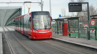 Električkovú trať plánujú v Petržalke predĺžiť o štyri kilometre