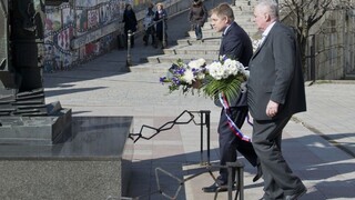 Fico si uctil pamiatku obetí holokaustu a sľúbil boj proti fašizmu