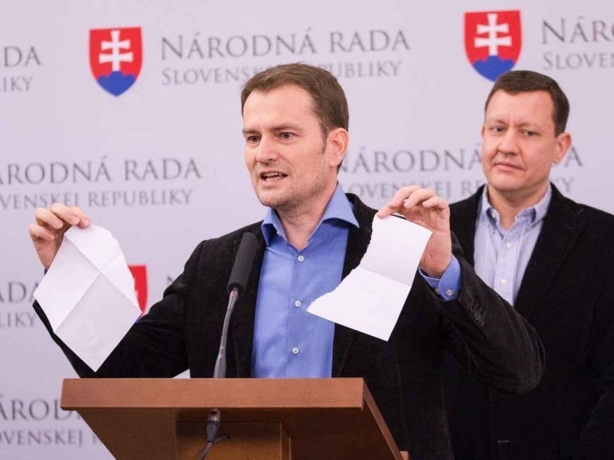 Nová vláda bude zametať veľké korupčné kauzy pod koberec, tvrdí Lipšic