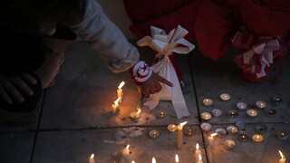 Tunisko si pripomína výročie útoku, pri ktorom prišlo o život 22 ľudí