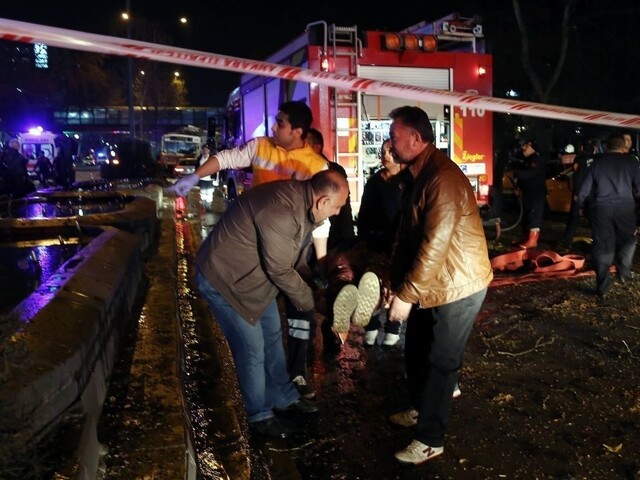 K atentátu v Ankare sa hlásia Kurdi, hrozia ďalšími útokmi