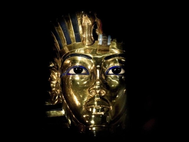 Egypt prezradil, čo je za stenami Tutanchamónovej hrobky