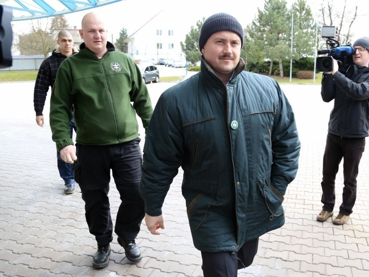 Kotlebovci reagujú na novú vládu, vyzývajú na výmenu strán