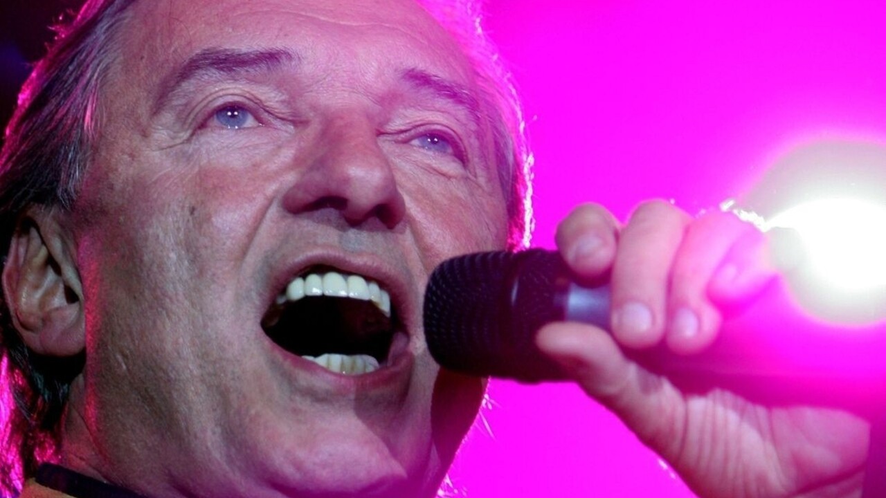 Karel Gott sa vracia do života, nádorové ochorenie zmizlo