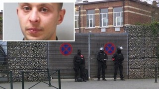 Belgičania chytili najhľadanejšieho teroristu z Paríža, pri prestrelke ho postrelili