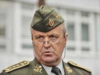 Národniari majú v obrane jasno, ministrom má byť generálporučík Gajdoš