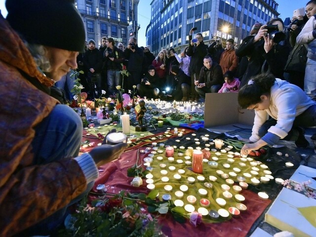 Teroristi v Bruseli zabili desiatky ľudí, jeden z nich uniká