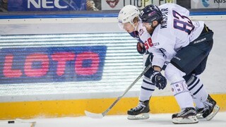 Kašpar opúšťa hokejový Slovan, výhodnú ponuku dostal aj Barker