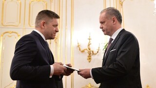 Kiska vymenoval novú slovenskú vládu, Fico staronovým premiérom