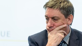 Dvaja belgickí ministri podali demisiu, premiér ju neprijal