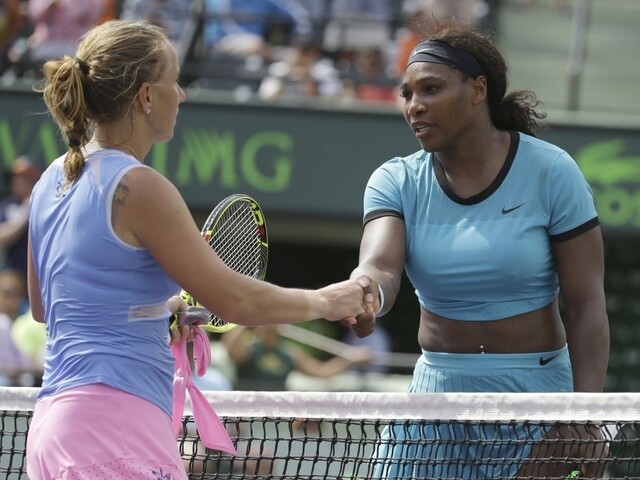Tenisové Miami favoritom nepraje, vypadol Murray aj Williamsová