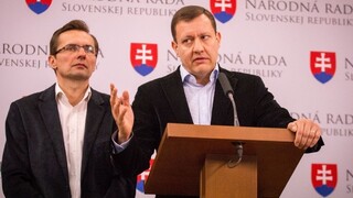 Zametajú pod koberec podvody s bytmi? Opozícia zvoláva parlamentné výbory