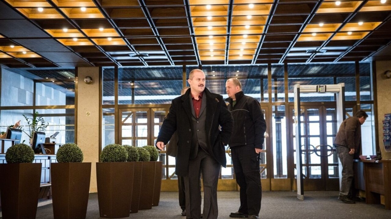 Most-Híd nepodporí zvolenie kotlebovcov do vedenia výborov