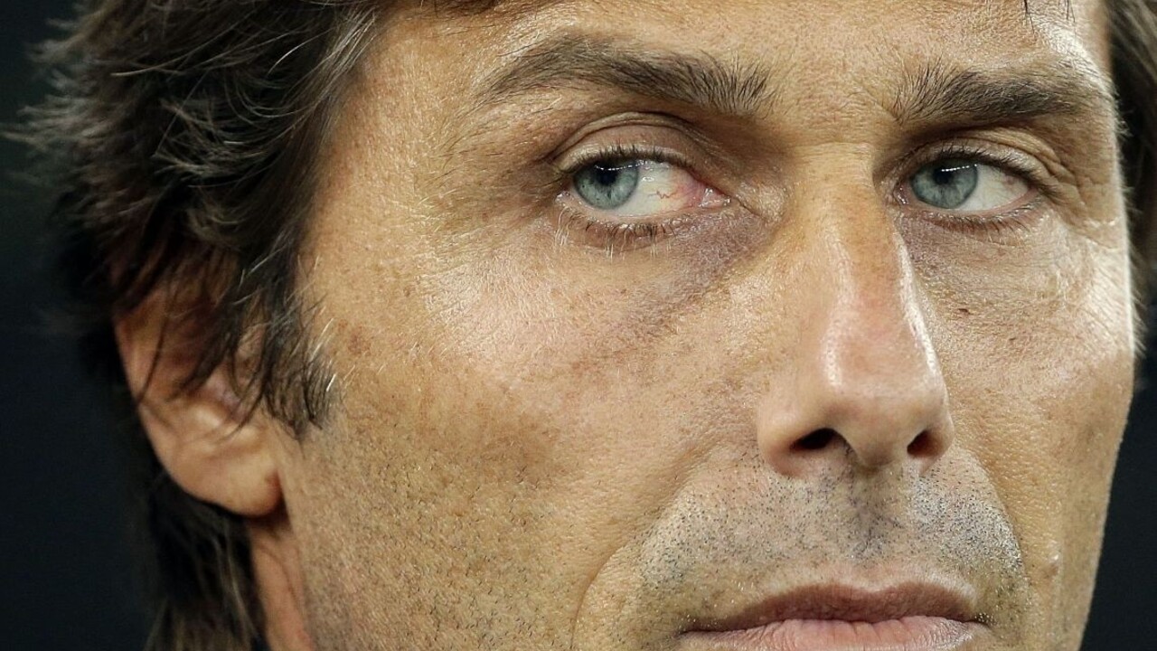 Conte povedie Chelsea, najprv ho však čakajú ME