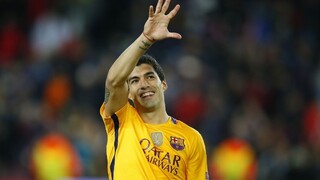 Suárez hrdinom Barcelony, Bayern zdolal Benficu gólom Vidala
