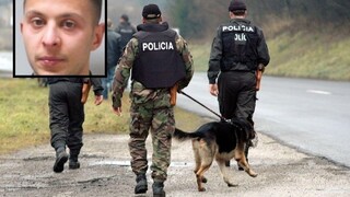 Strojca parížskych útokov mal bývať na Slovensku, policajti ho nechytili