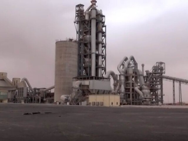 Islamisti prepúšťajú unesených robotníkov, nechajú si len strážnikov
