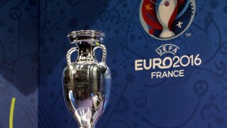 Majstrovstvá, katolíci, bisnismeni. Médiá odhalili ciele teroristov