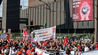 Desaťtisíce Nemcov protestovali proti dovozu lacnej čínskej ocele