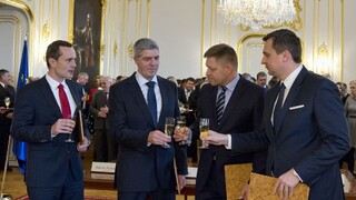 Vláda zverejnila koaličnú zmluvu, doteraz ju držali v tajnosti