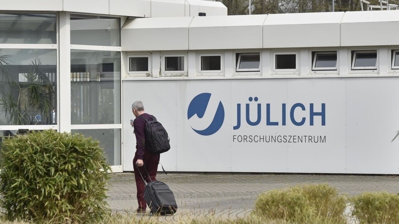 Abdeslam sa o nemecké jadrové zariadenie nezaujímal, tvrdia tajní