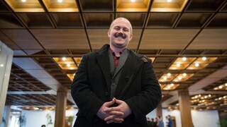 Kotleba chce od parlamentu, aby vzdal úctu mučeníkovi Tisovi