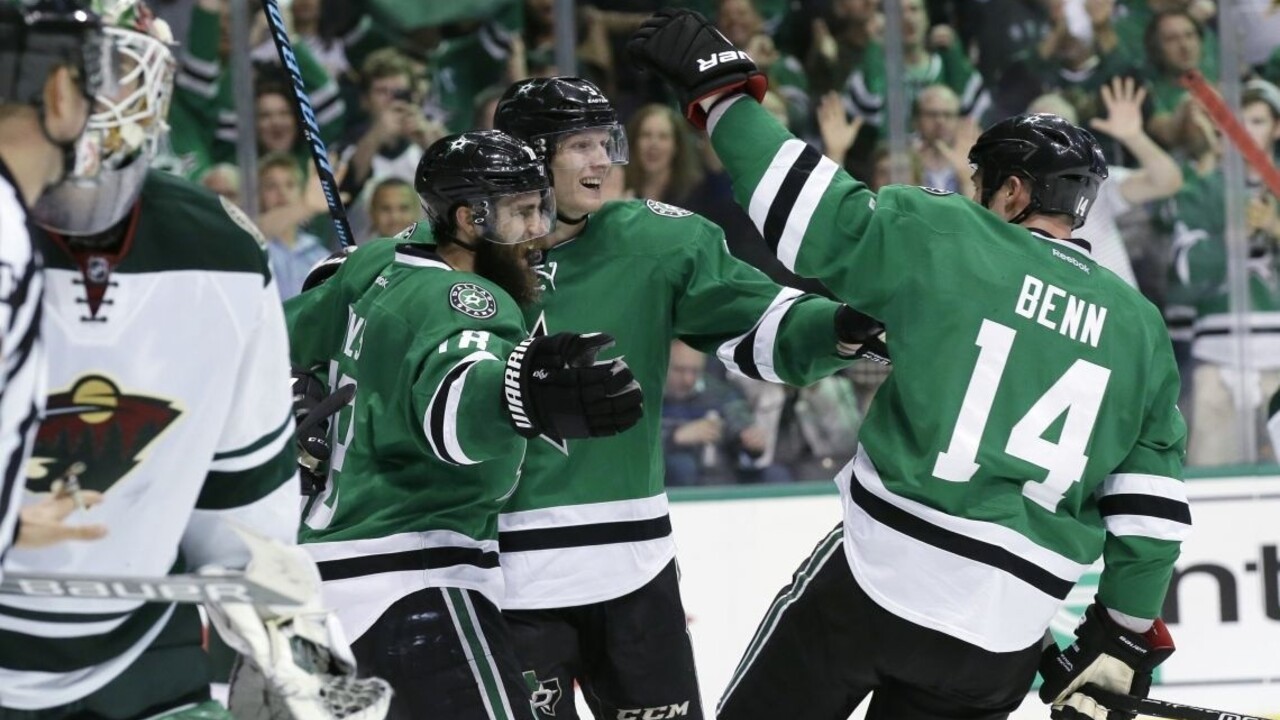 Washington aj Dallas začali play-off bez inkasovaného gólu