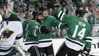 Washington aj Dallas začali play-off bez inkasovaného gólu