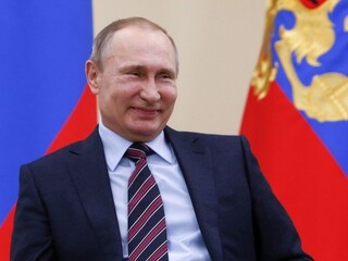 Vladimir Putin zverejnil svoje príjmy za minulý rok, Volodin zarobil ešte viac