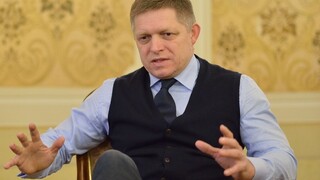Fico zostáva v nemocnici na pozorovaní, hospitalizovaný je už štvrtý deň