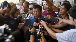 Znásilnil by som ju prvý, vyhlásil o misionárke prezidentský kandidát