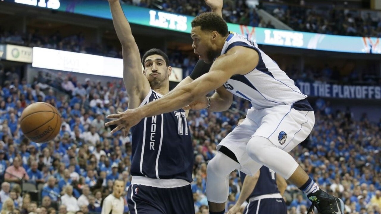 Indiana vyrovnala sériu s Torontom, Oklahoma City krok od postupu