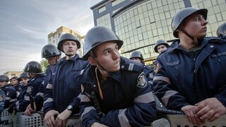 Moldavčania protestujú v uliciach, žiadajú demisiu vlády