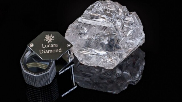 diamant-botswana-2-lucaradiamond-com_0a000002-6658-ae20.jpg