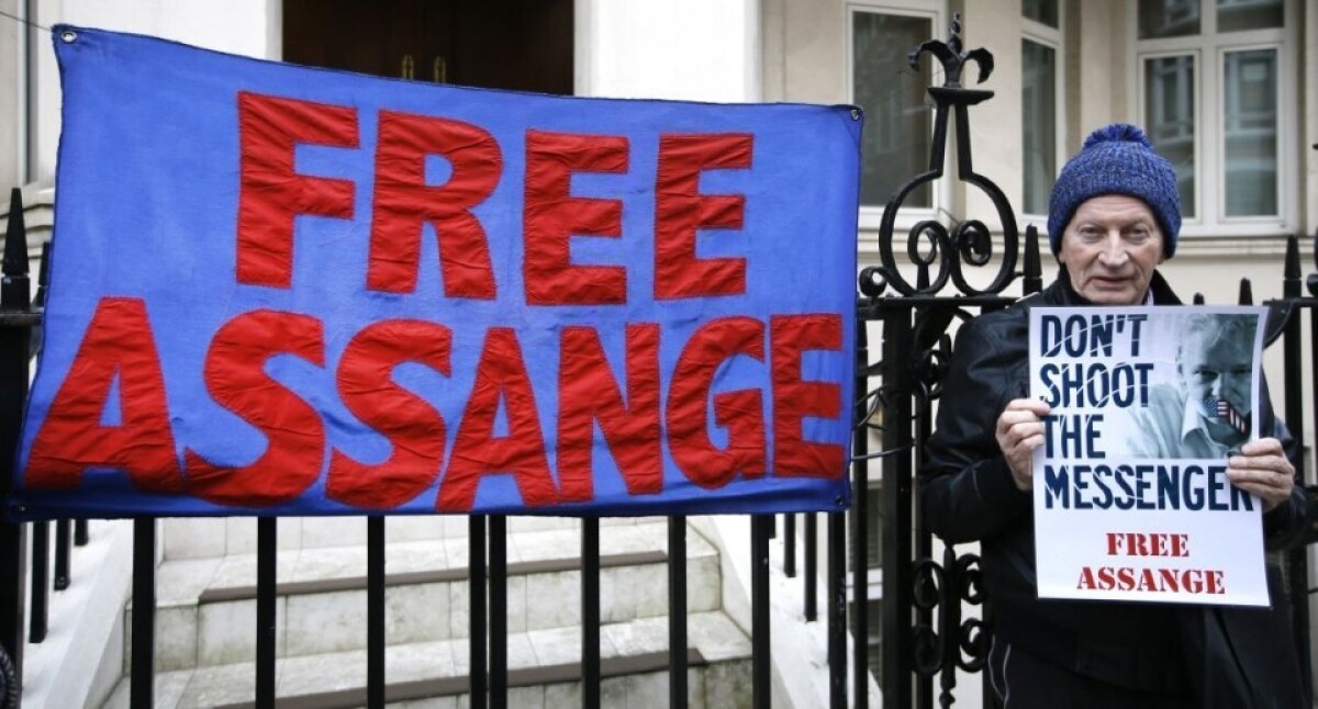 britain_wikileaks_assange-9cae753dd6174c7e8e536c8244a3cb1d.jpg