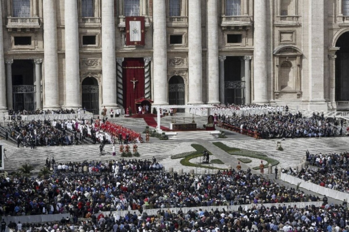 vatikan-papez-1140px.JPEG