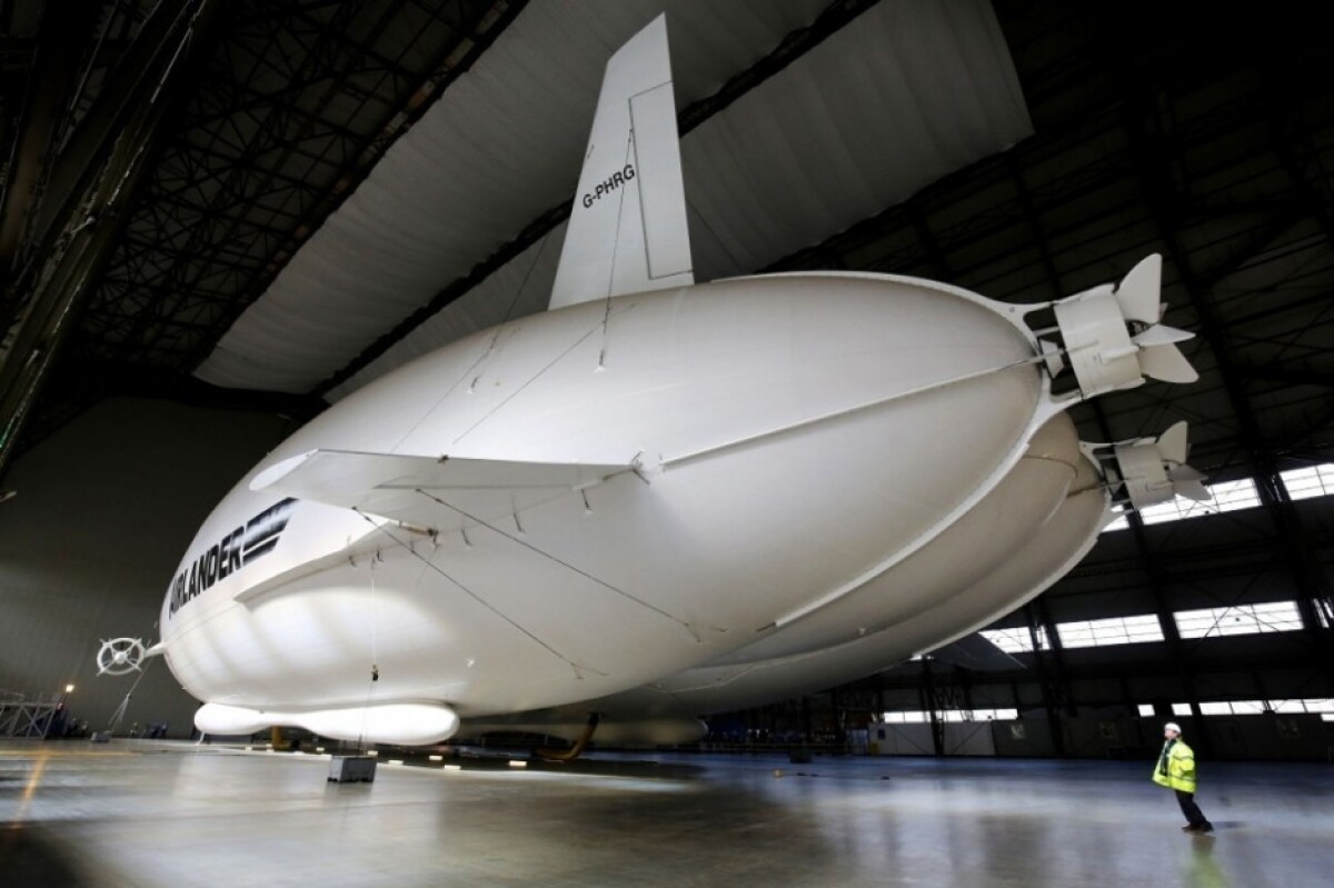 britain_airlander_10-73b1dbfa08f049d2a926062b548a4cc1.JPEG