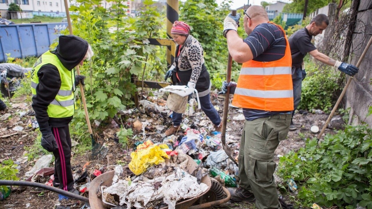 Ľudia bez domova vyzbierali na Filiálke deväť ton odpadu