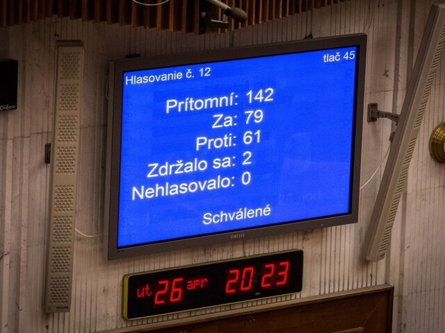 Vláda dostala dôveru, poslanci schválili jej programové vyhlásenie