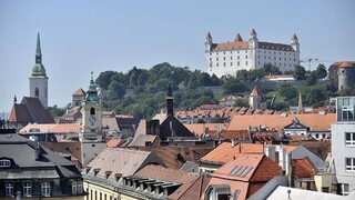 Bratislava musí ubytovať stovky ľudí, môže prísť o park