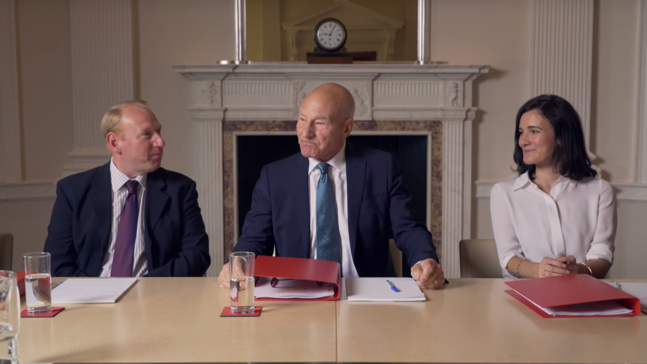 Známy herec zabojoval proti odchodu z Únie. Z vtipného videa je hit