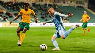 Fortuna liga: V Žiline bez gólov, Slovan päť bodov za Trenčínom