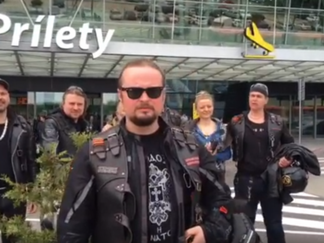 Video ukazuje, ako sa Nočným vlkom podarilo dostať na Slovensko