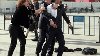 Na šéfredaktora tureckého denníka strieľali pred súdom v Istanbule